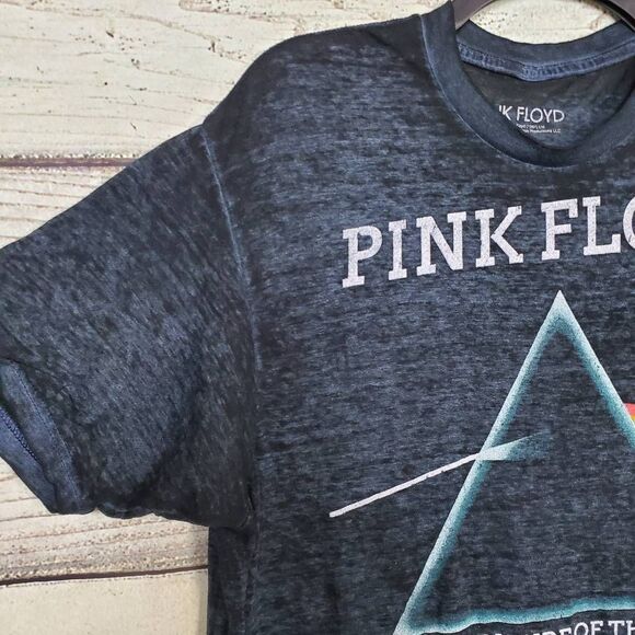 Pink Floyd Dark Side of the Moon Men’s Shirt L Black Graphic Band Tee 2017 - Picture 2 of 5